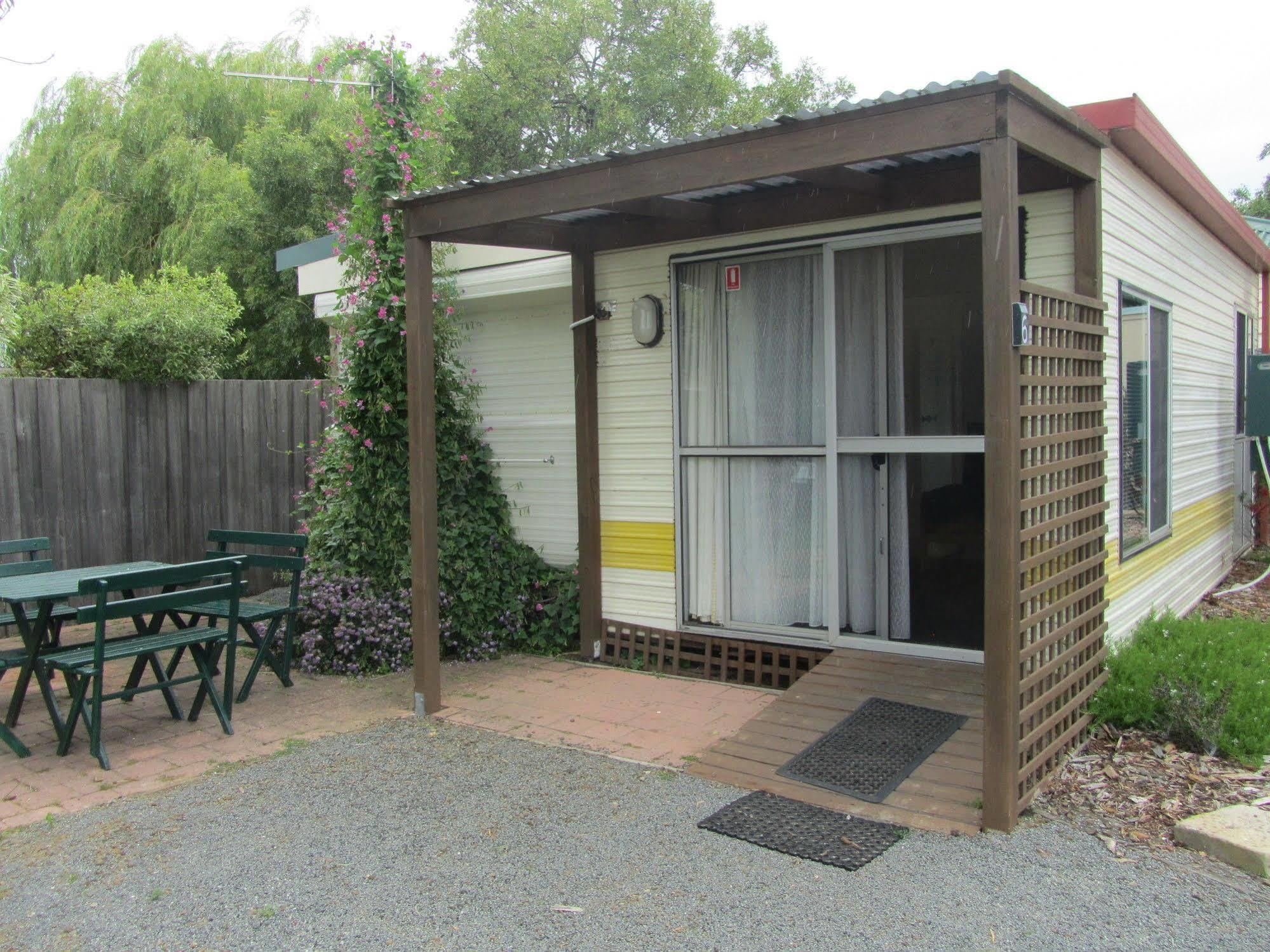 Triabunna Cabin & Caravan Park Exteriér fotografie